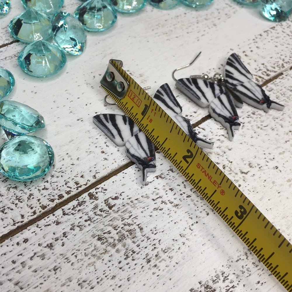 Zebra Acrylic Butterfly Earrings - Picture 6 of 8